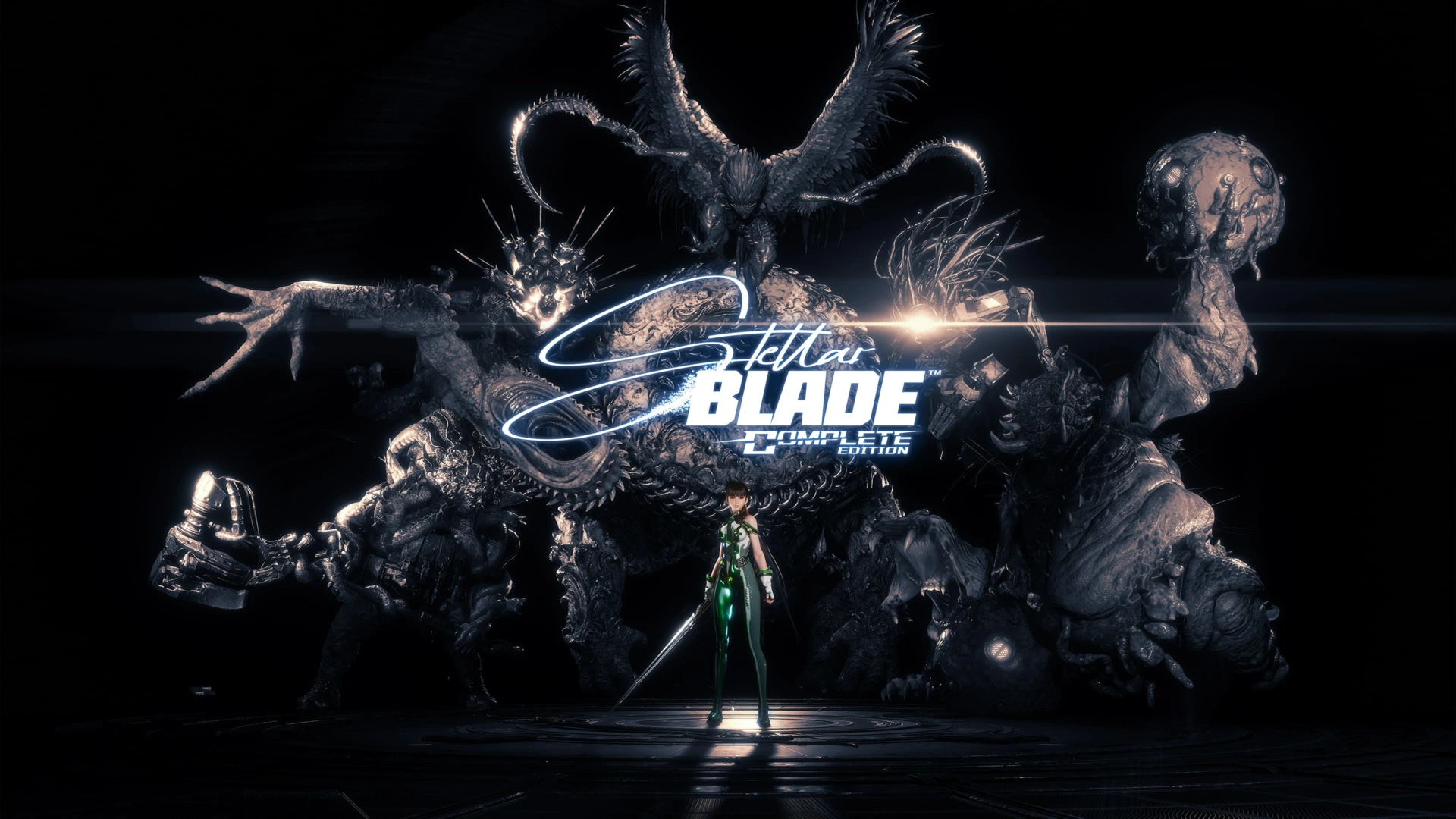 Visuel promotionnel officiel de Stellar Blade Complete Edition montrant Eve prête au combat face aux Naytibas.